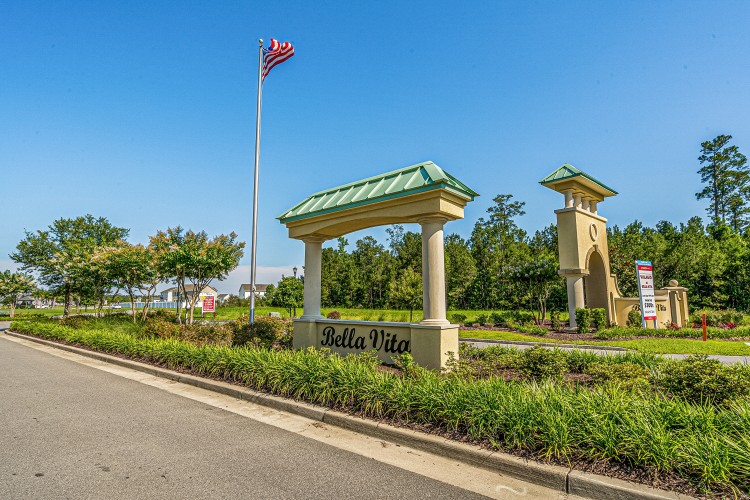 Bella Vita Entrance