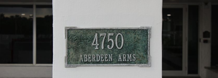 aberdeen arms front emblem at entry