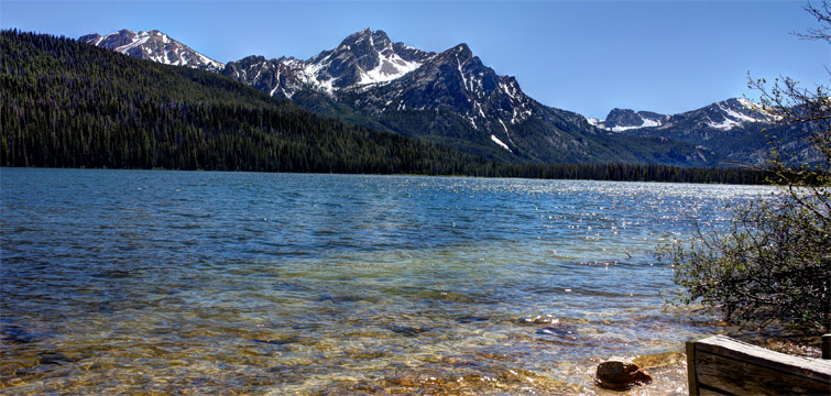 Hiking Idaho's most beautiful alpine lake in Stanley, Idaho