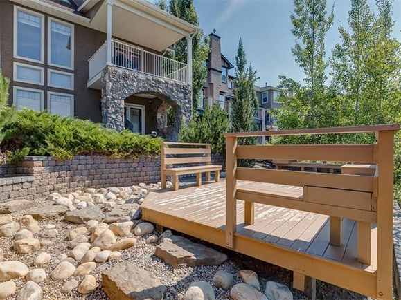 669 Tuscany Springs Boulevard NW Calgary, AB T3L 2Y2 backyard