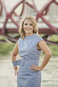Calgary Realtor Crystal Tost - Calgary Real Estate Agent with RE/MAX Calagry
