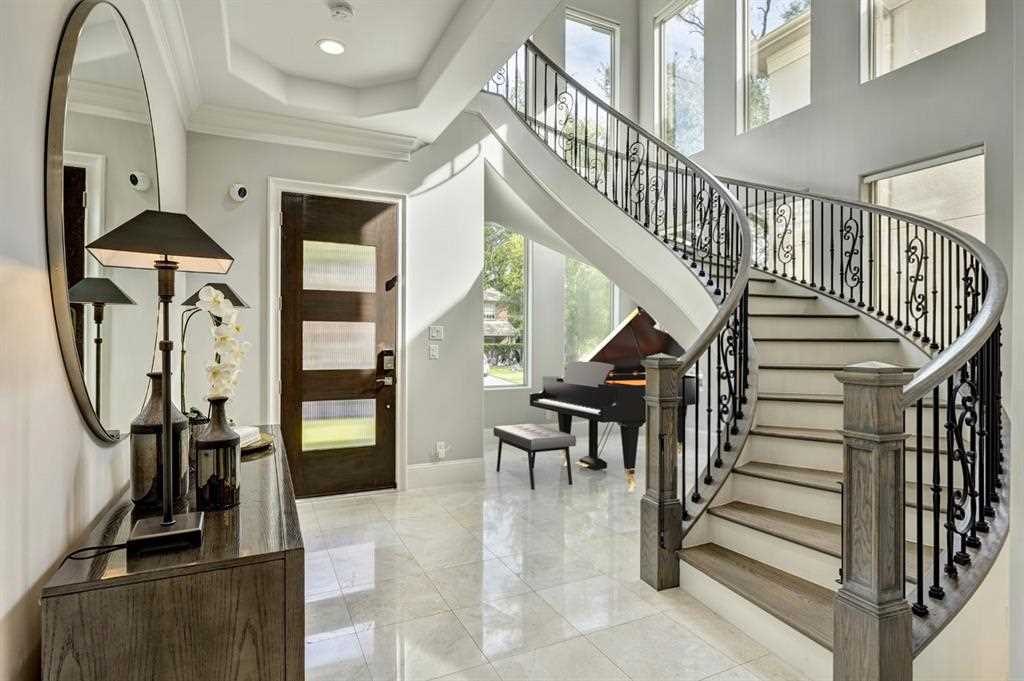 Top Luxury Listings in Bellaire Houston