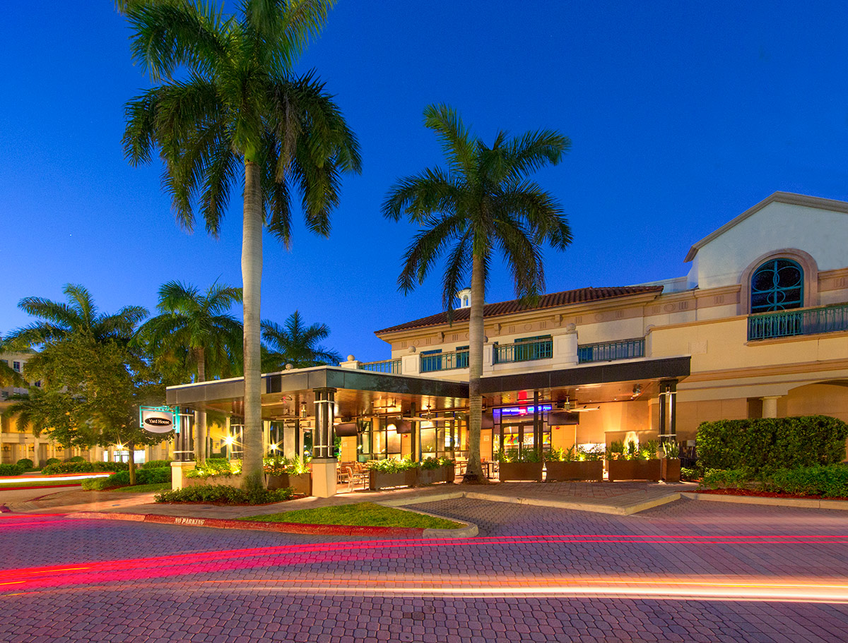 yard house boca raton happy hour