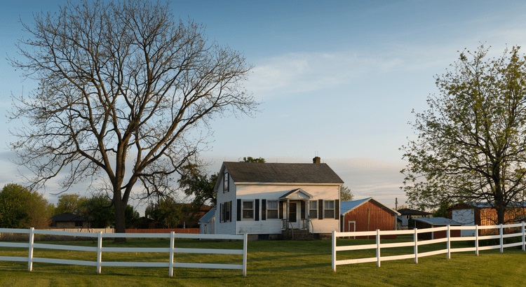 In today’s digital world, it’s easy to turn to automated tools for everything — even estimating your home’s value. But while online home value calculators can give you a quick idea, they often miss the mark when it comes to accuracy. That’s because these tools don’t account for important factors that impact your home’s true worth.