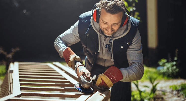 In today’s real estate market, affordability is a challenge for many homebuyers. But if you’re willing to think outside the box, a fixer-upper could be the key to making homeownership a reality. These homes, while needing some TLC, often come with lower prices, less competition, and the opportunity to build equity fast. Let’s dive into why a fixer-upper might be the right choice for you.