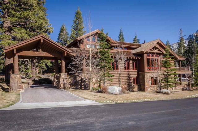 100 Pine Street Luxury Log Home for Sale in the Bluffs