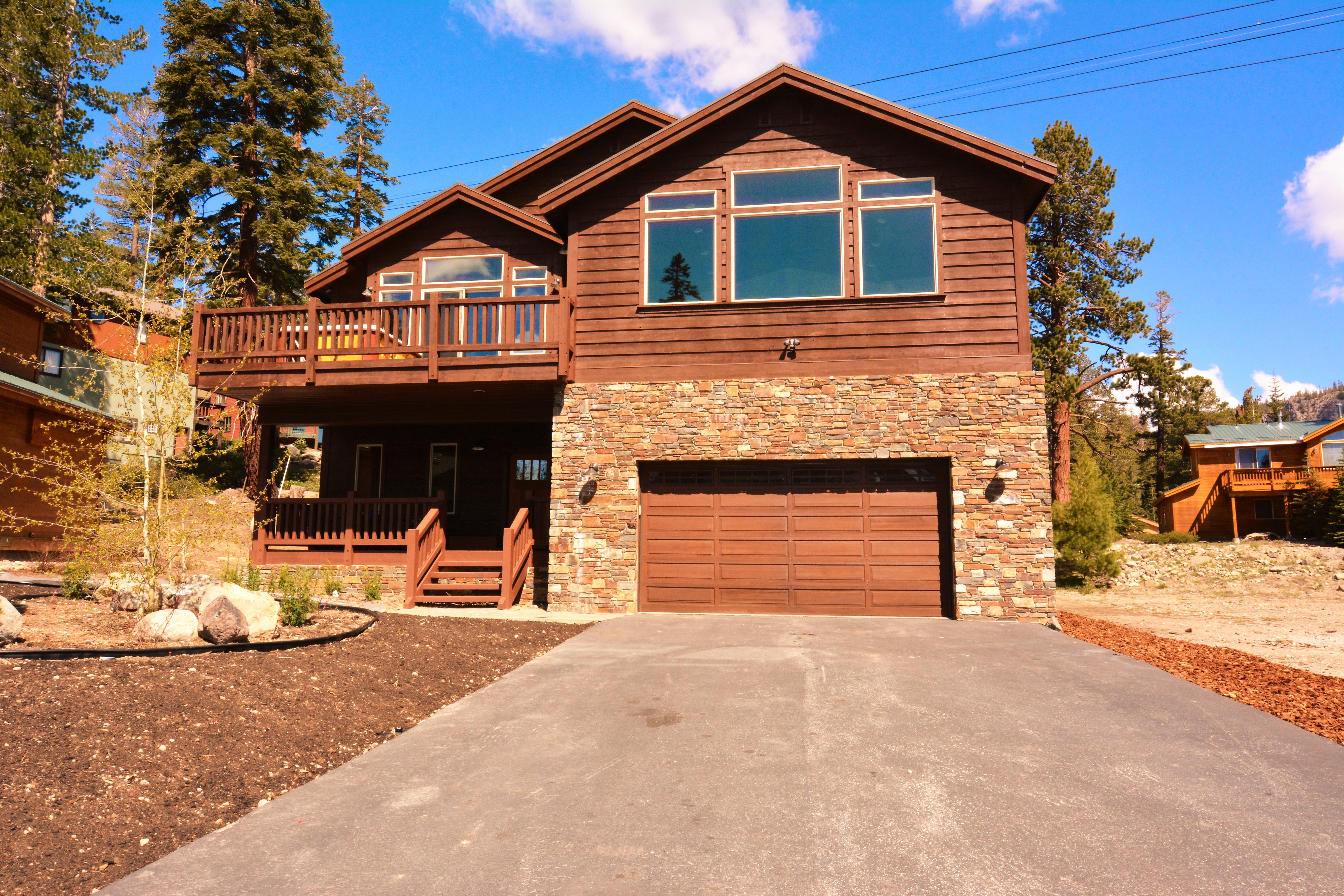 309 Twin Lakes Lane Listed for $1,299,000
