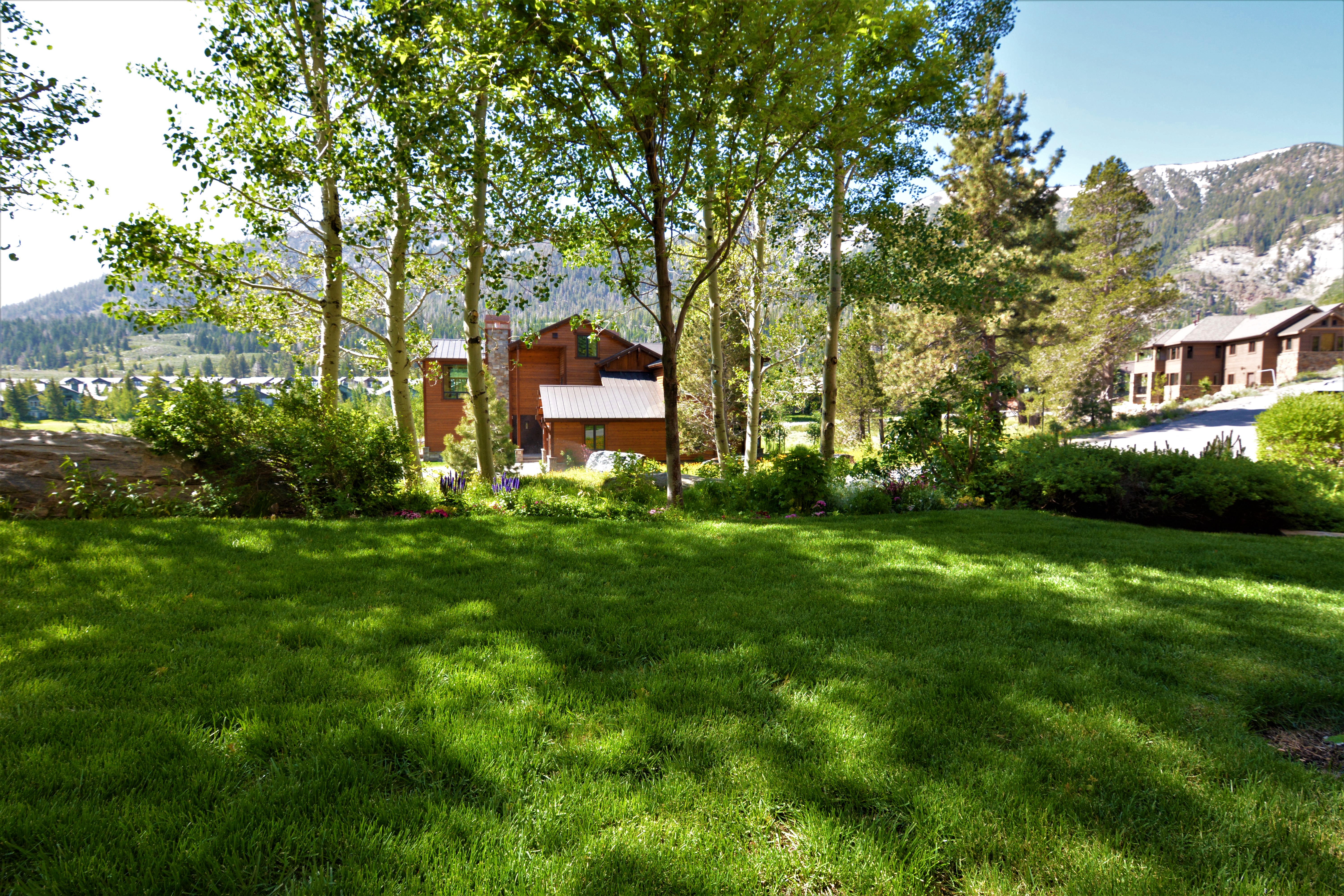 Snowcreek Ranch Luxury Home for Sale Front Yard in Summer