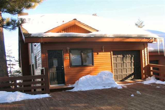 The Bridges Townhomes Exterior