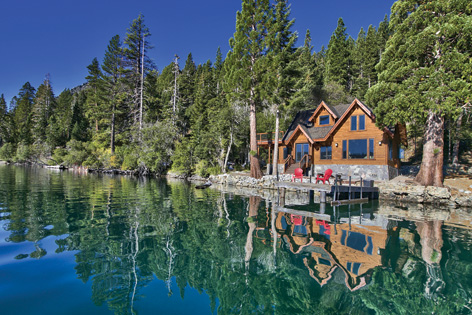 Lakefront Cabin in the Summer