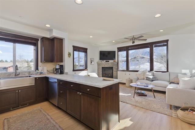 Lakeview Townhomes Living Room and Kitchen