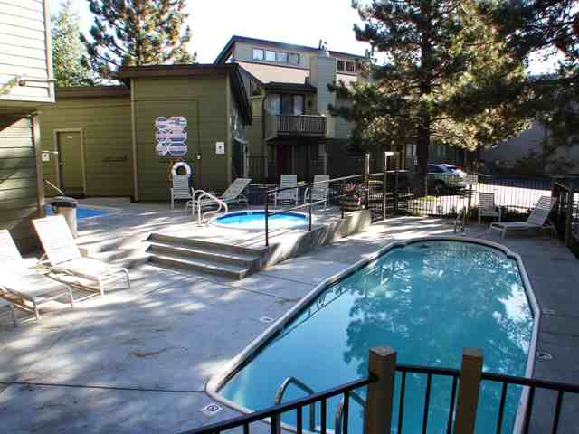 MAMMOTH SIERRA TOWNHOMES COMMON AREA POOL