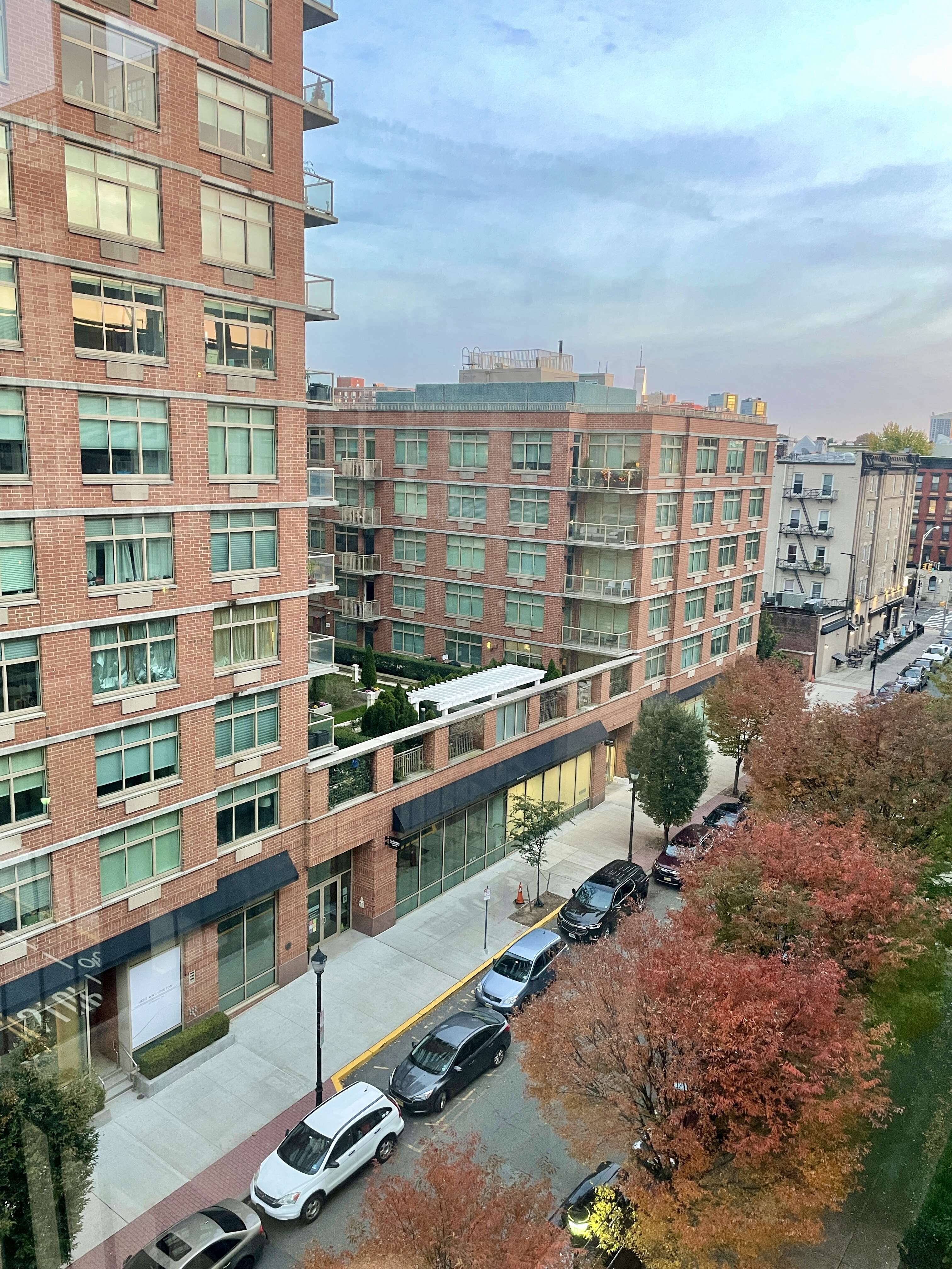 1450 Washington St Hoboken NJ Condos For Sale For Rent Doorman Luxury Amenity Gym Pool Shuttle to Path Ferry Bus