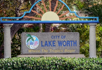 Lake Worth Sign
