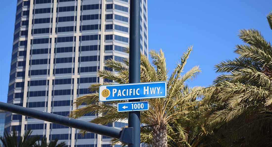 marina district san diego - pacific highway sign