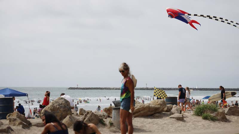 kite flying in ocean beach