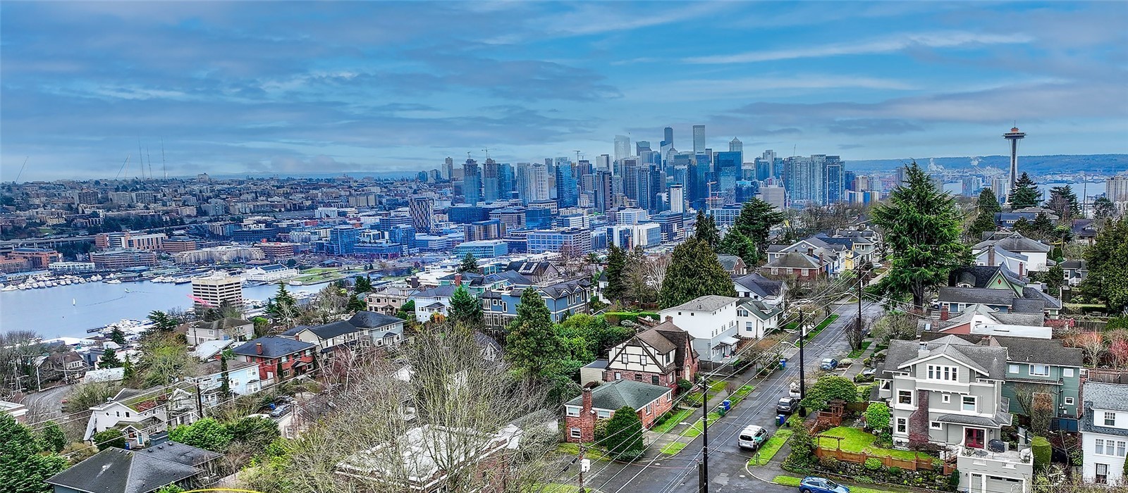 Queen Anne Seattle area Neighborhood Guide for one of Seattle's finest neighborhoods.