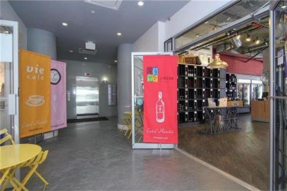 Food & Cafe Options at Casel Condo in Calgary, Alberta, Canada