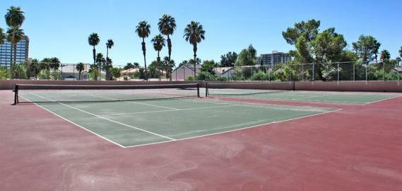 regency towers las vegas tennis court