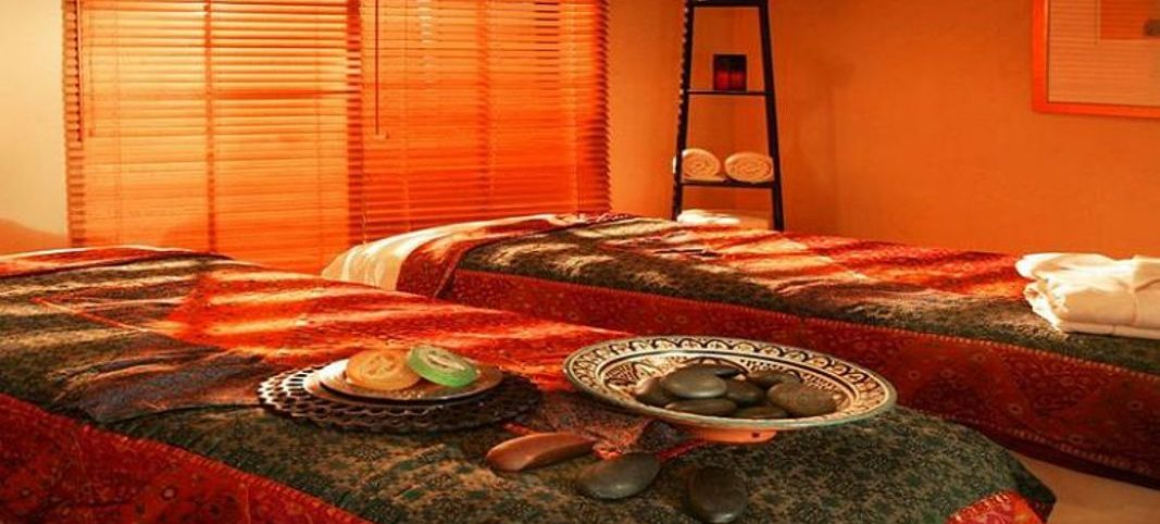 Tramonto Lake las vegas condos spa
