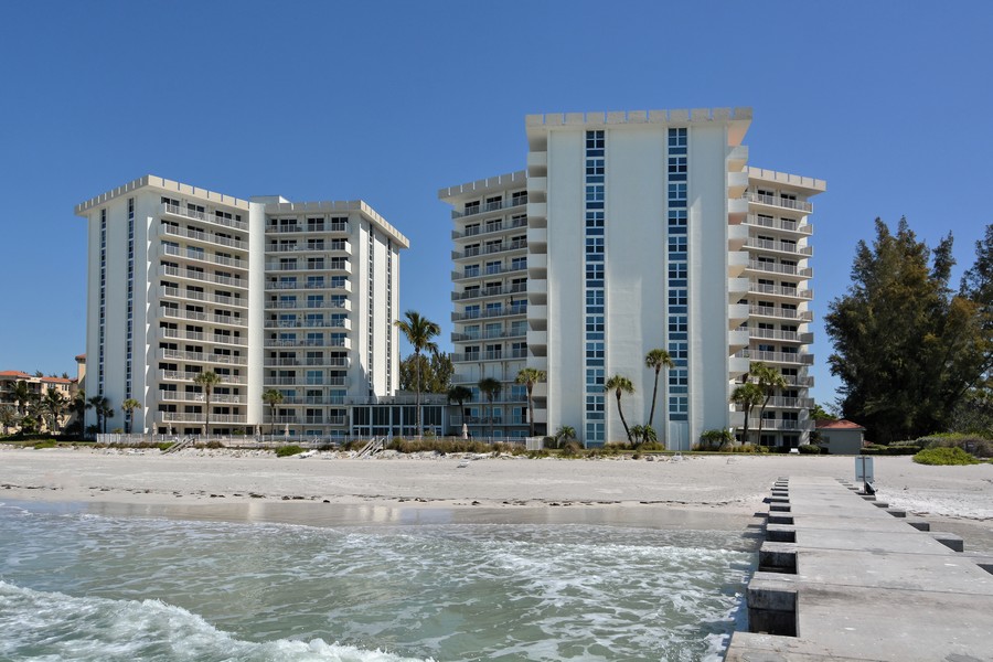 Islander Club Condos For Sale on Longboat Key - Sarasota FL Real Estate