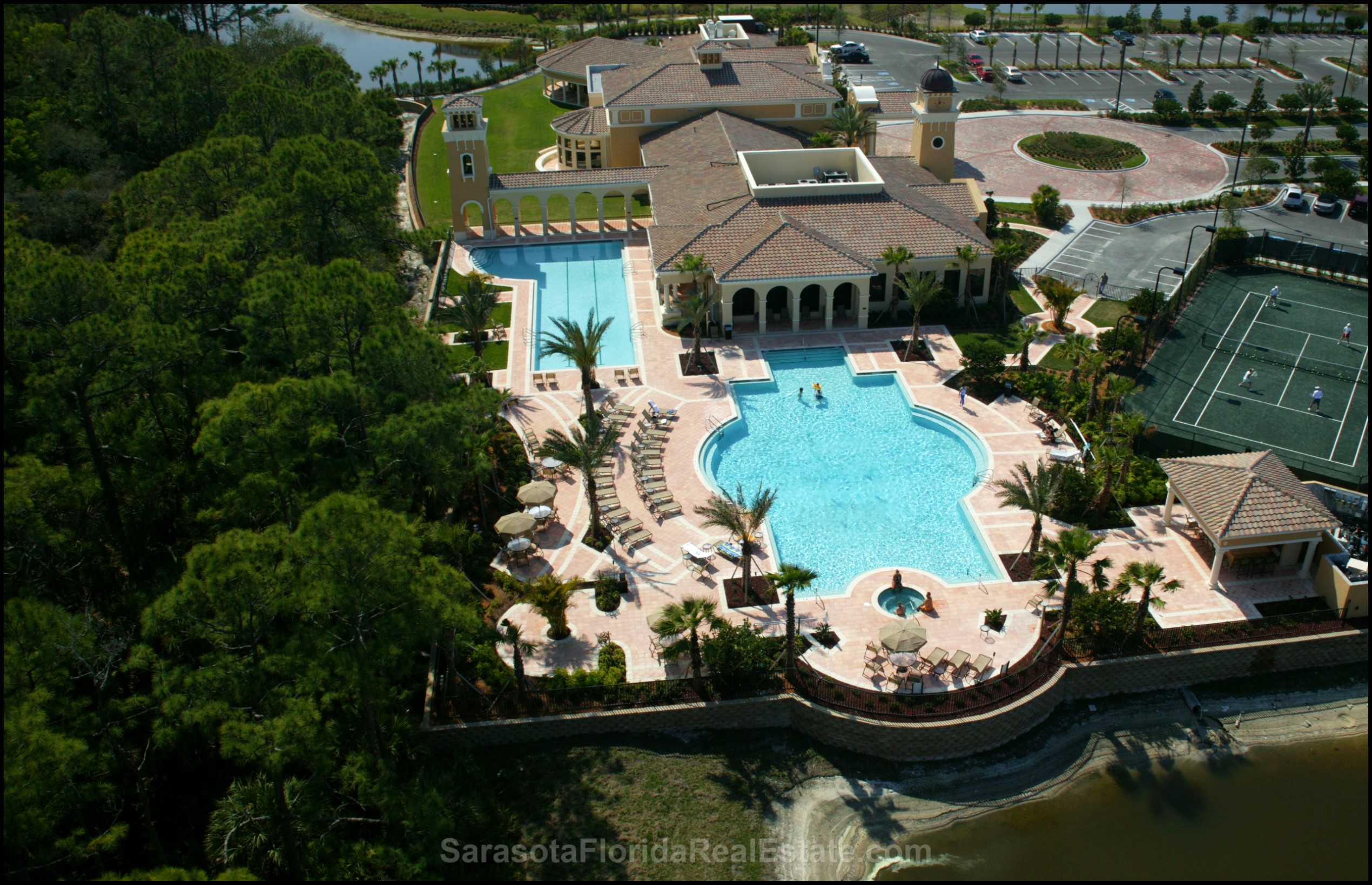 Venetian Golf and Country Club Real Estate - Homes - Condos For Sale