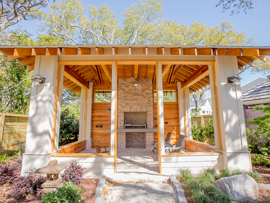 Creating An Outdoor Living Space Dining Room