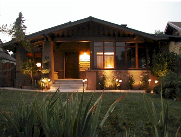 Pasadena has a very large collection of historic craftsman homes Pasadena has a very large collection of historic craftsman homes