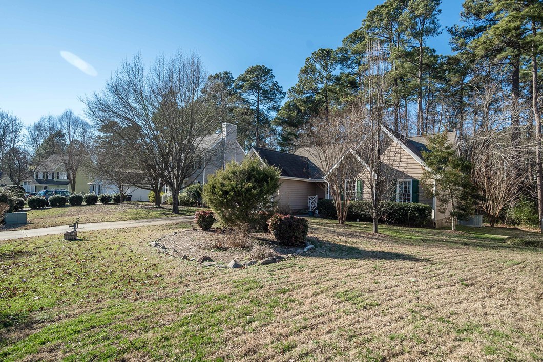 5908 Mountain Island Dr Durham NC 27713 - Front Yard