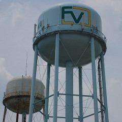 Fuquay Varina NC Watertower Flickr Image by oldrebel/5955435286/