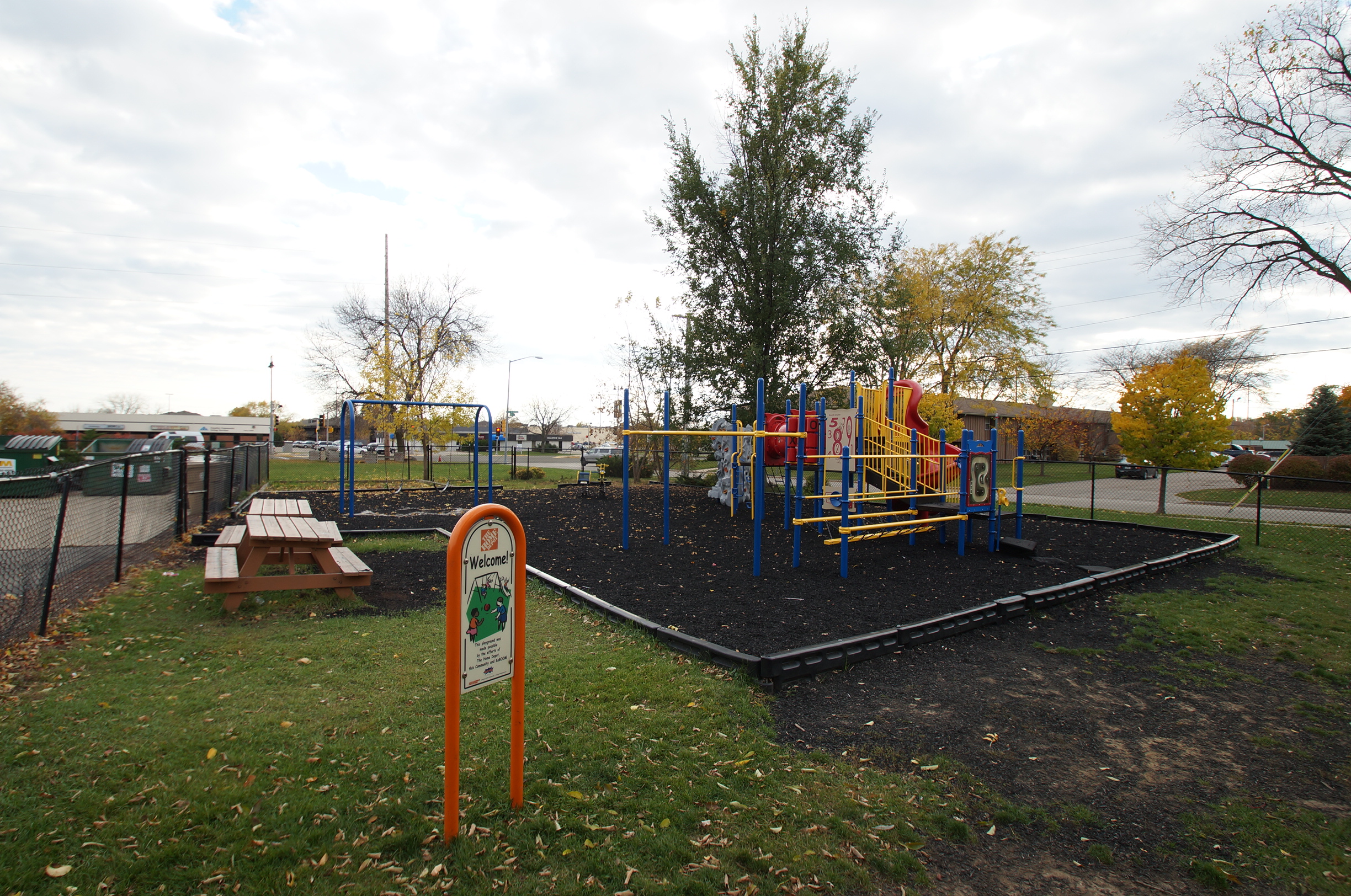 Bridge Lake Point Waunona Neighborhood Center