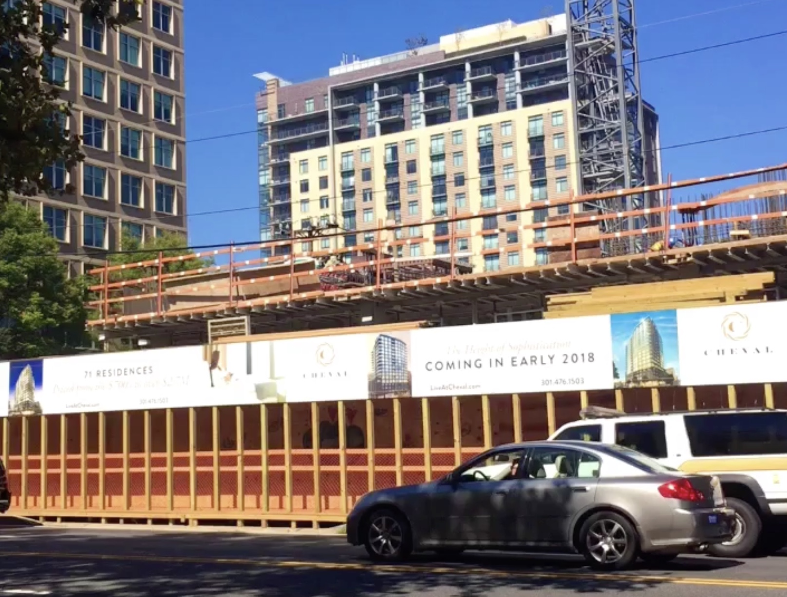 The Cheval Condominiums - Construction