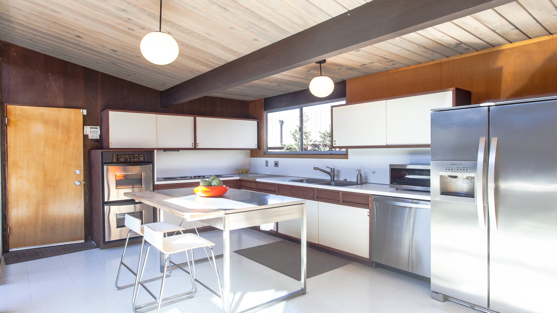 kitchen_1_of_1_1920