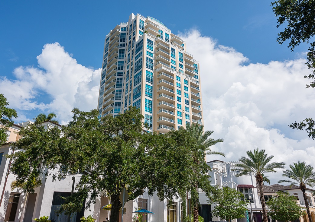 Experience Luxury and Comfort: A Comprehensive Guide to 400 Beach Drive Condominium