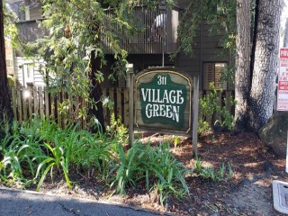 311_village_green_condos