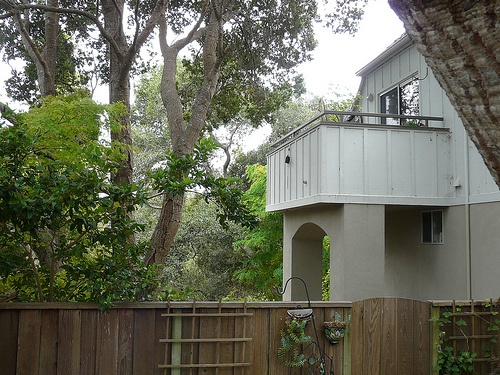 Marina_Green_Townhomes/annie_lane-balcony