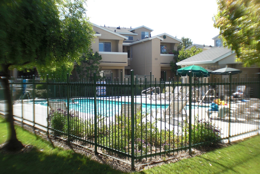 santa_crusz mariners_cove_townhomes_pool