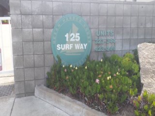 ocean_harbor_house_125_surf_way_monterey