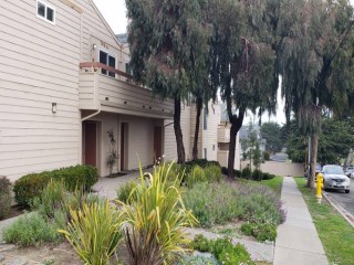 Peninsula_Point_Condominiums_CA_for_sale