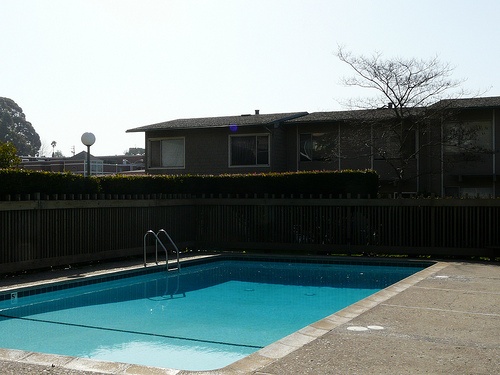 villa nueva condo pool