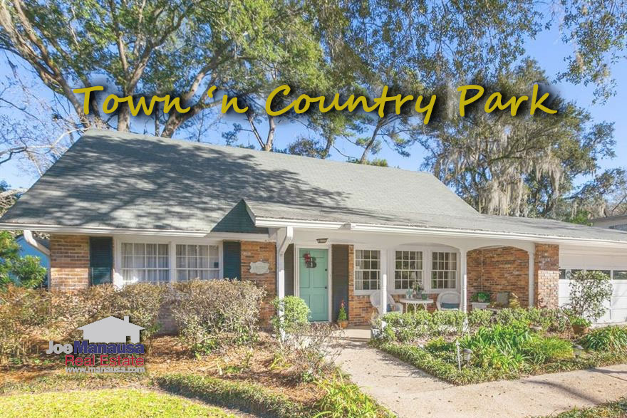 Town N Country Park is a lovely neighborhood located in northwest Tallahassee. It features homes that were built from the 1960s through the 1990s and has a mix of one-story and two-story houses.