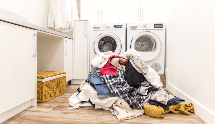 7 Reasons Your Home Isn’t Selling Disorganized Image