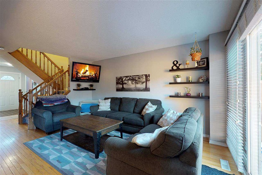 Featured Listing: 3260 130A Avenue Living Room Image