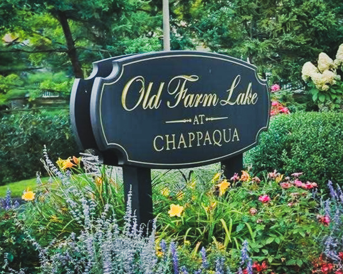 Old Farm Lake NY Condos for Sale
