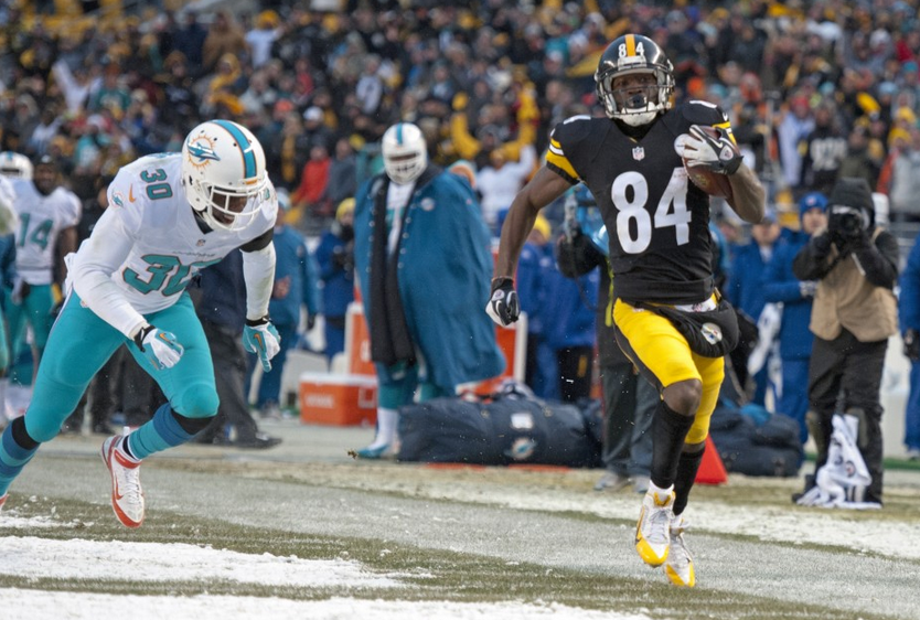Antonio Brown Steps Out - Steelers - Dolphins - 2013