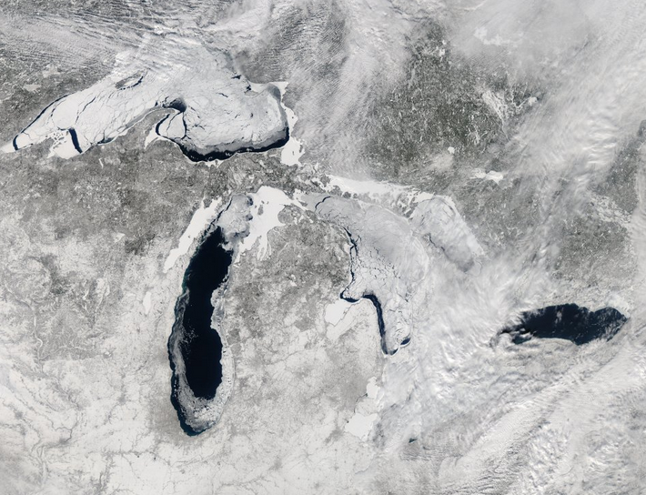 NASA Reveals Amazing Satellite Photo of Mostly Frozen Great Lakes