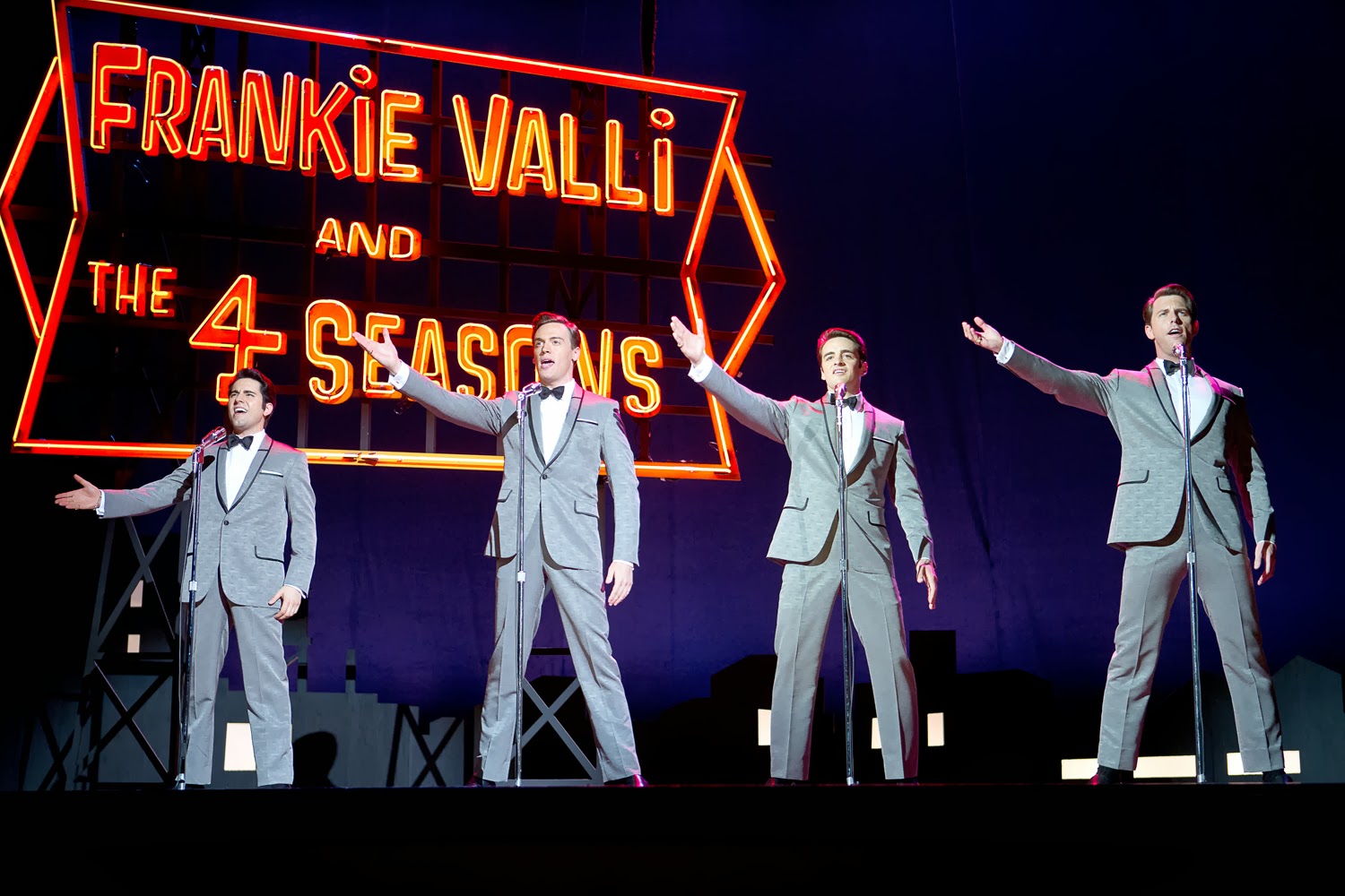 jerseyboys movie review