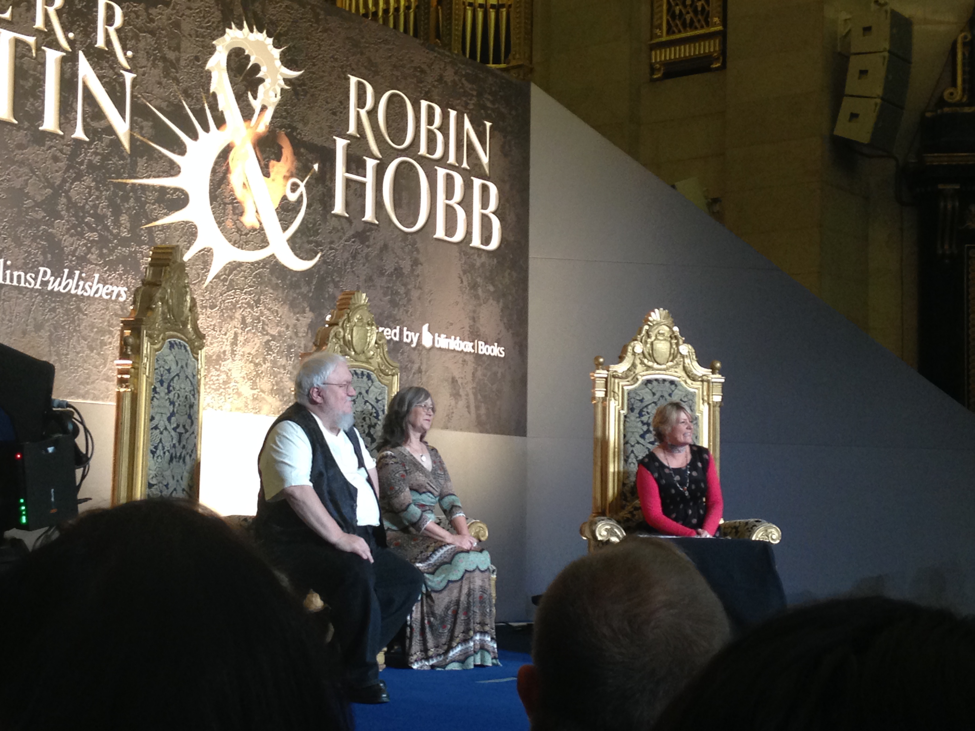 GRR Martin - Robin Hobb