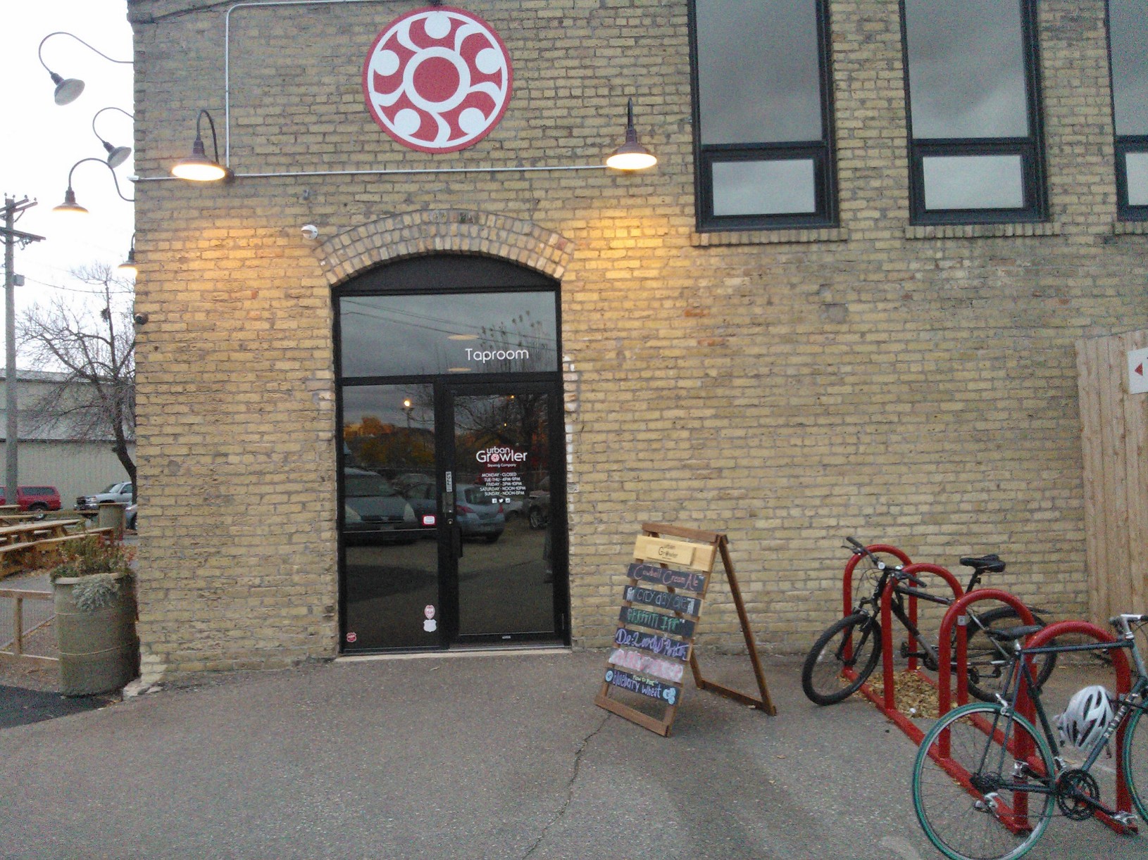 Front Entrance of Urban Growler Brewery