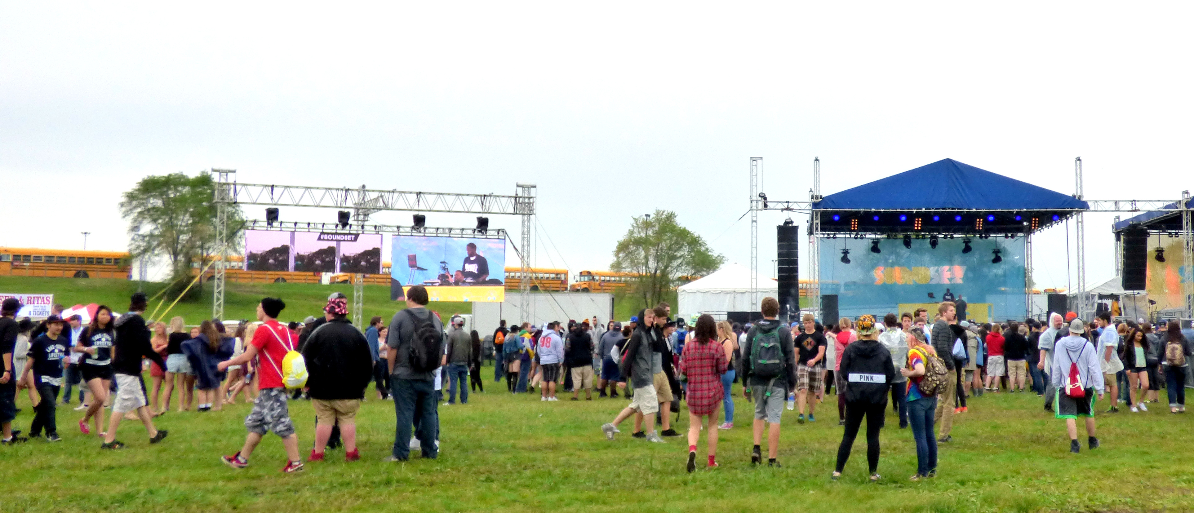 Soundset Crowd (Minnesota Connected)